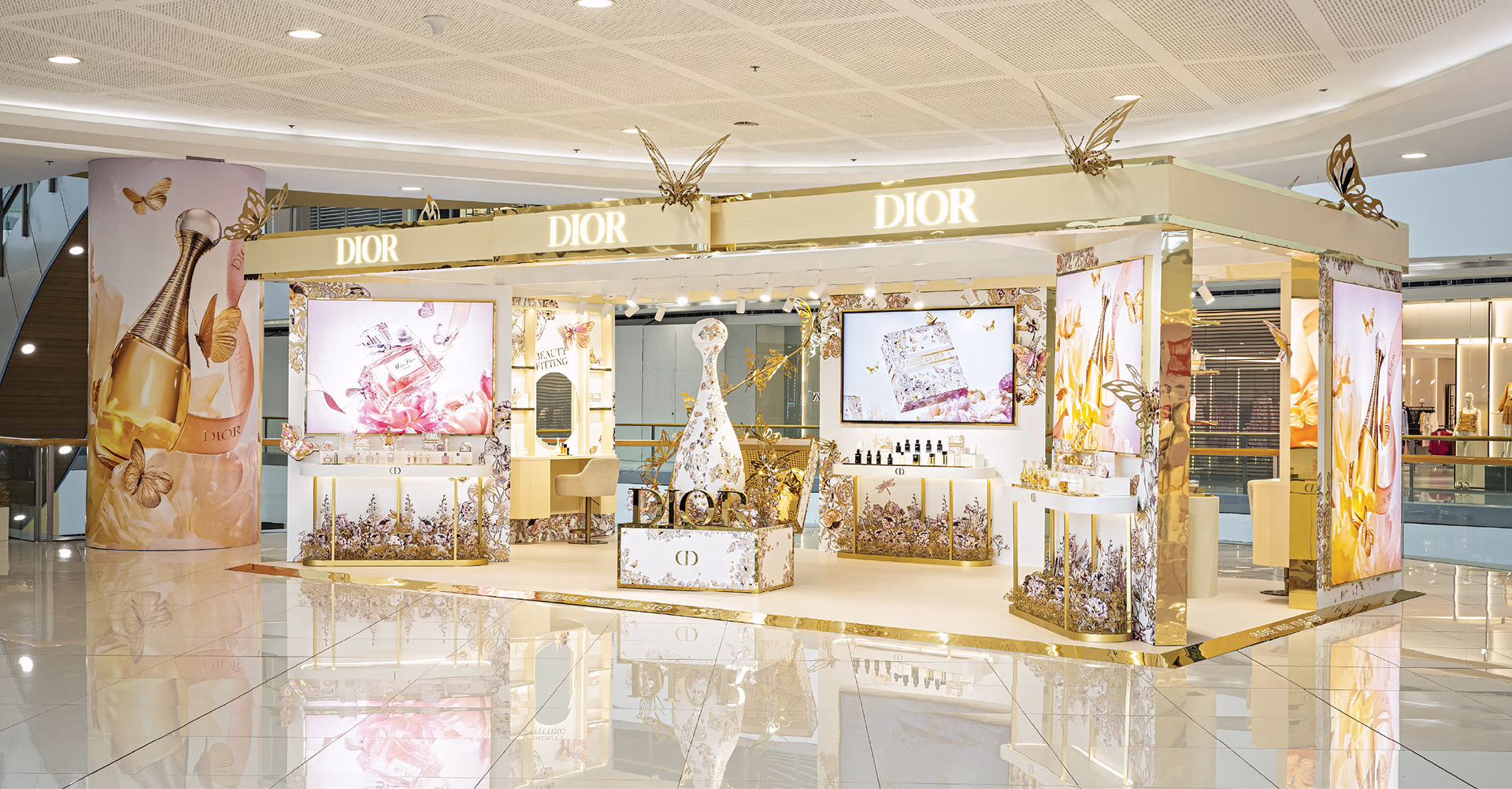 Dior's pop-up store at Mall of Asia, The Philippines, built by Matte Black.