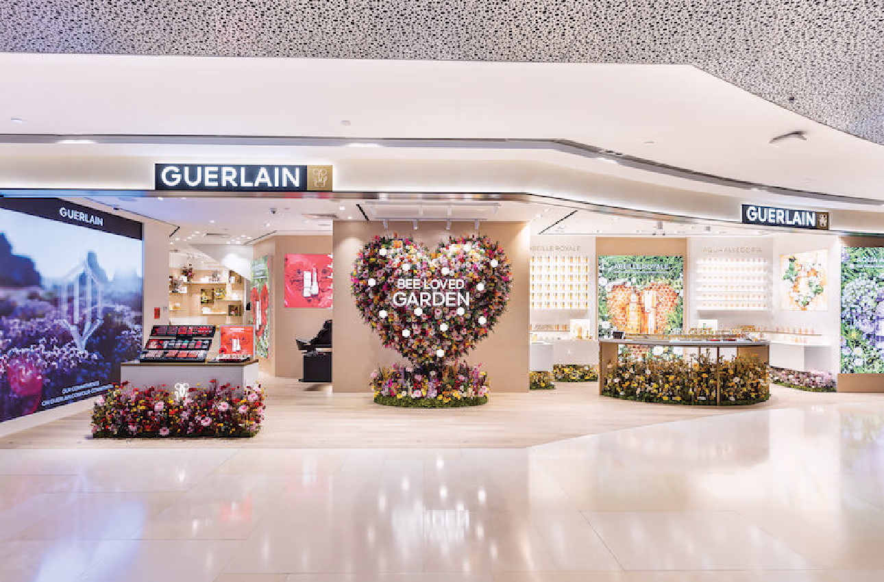Guerlain's Bee Love Garden Pop up by Matte Black