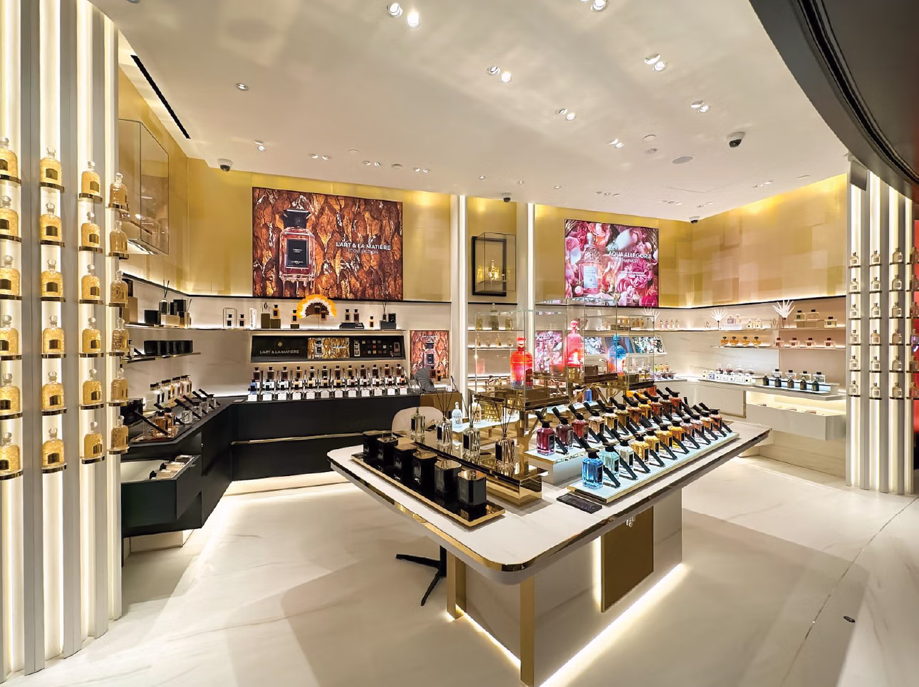Guerlain's shopfront at ION Orchard Singapore, by Matte Black.
